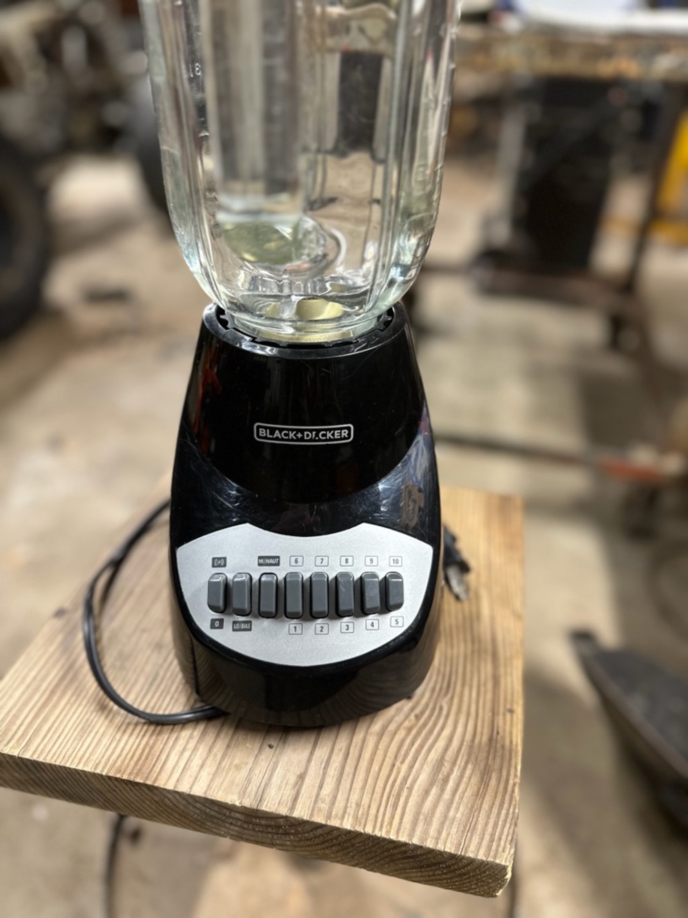 Black & Decker Black Countertop Blender with Silver Control Panel